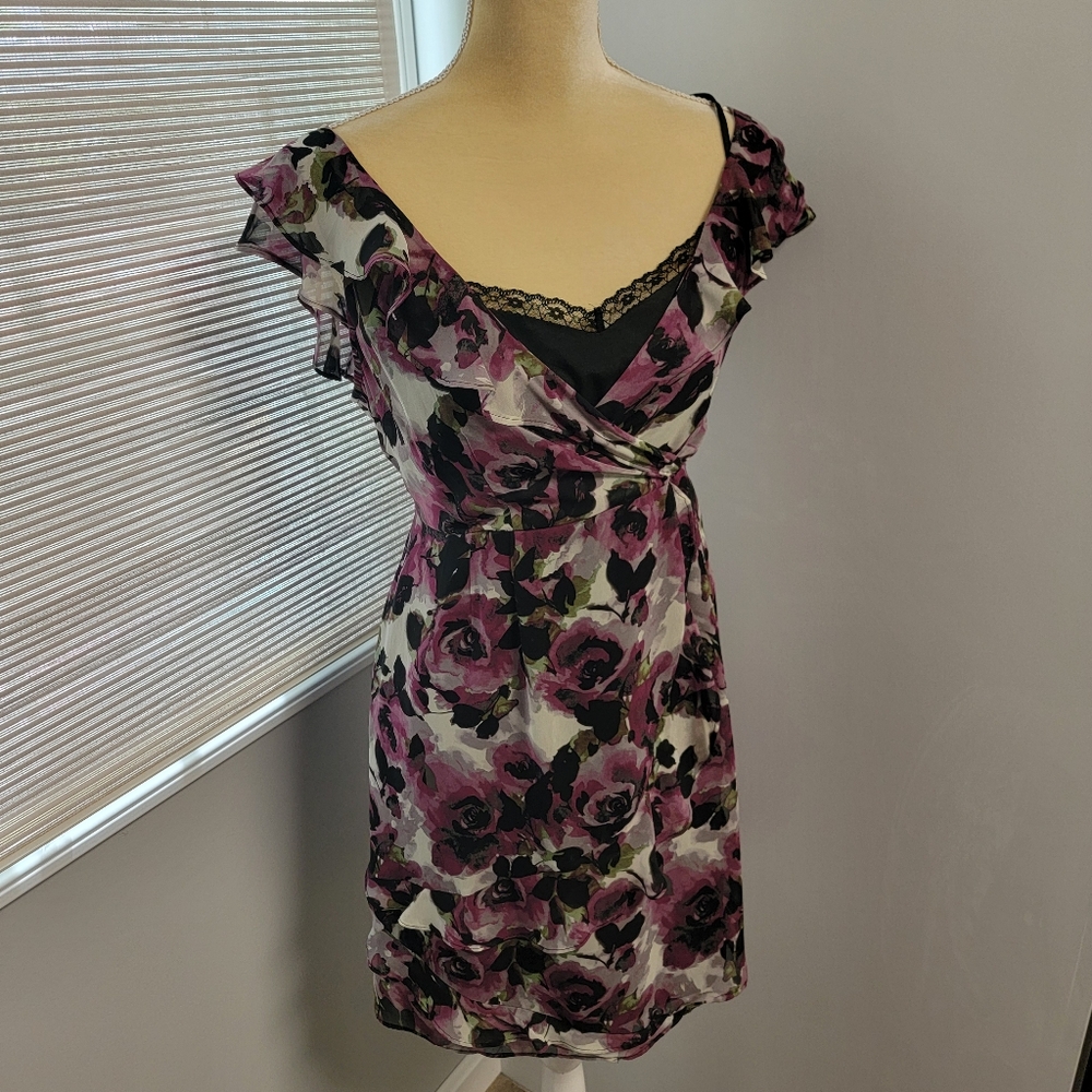 ELLE Faux Wrap Floral Roses Midi Dress 2 Piece With Slip Ruffle EUC Size Small